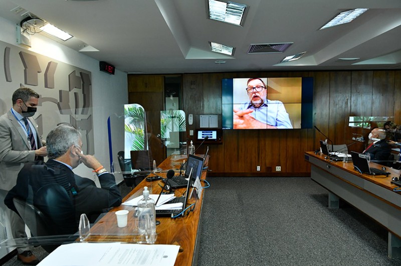 Projeto sobre 'desaposentação' passa na CAS e segue para a Câmara