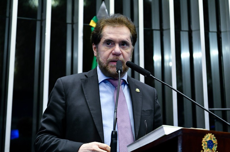 Plínio Valério defende manutenção de incentivos à Zona Franca de Manaus