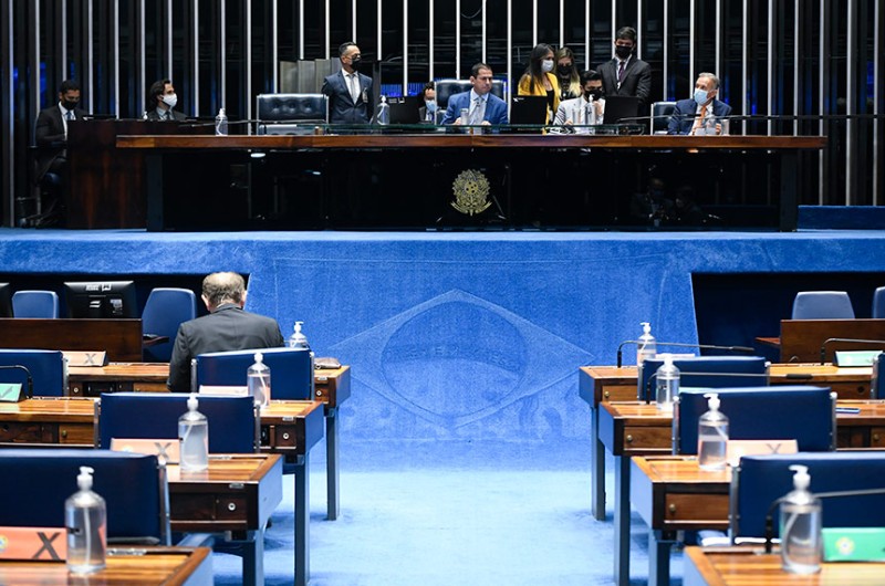 Votação do veto sobre privatização da Eletrobras será concluída em fevereiro