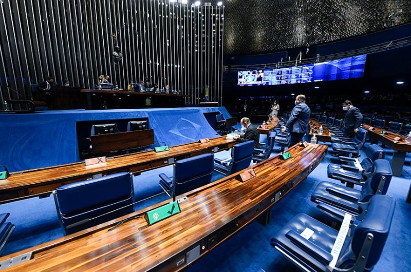 Derruba veto à ampliação da vigência do Plano Nacional de Cultura