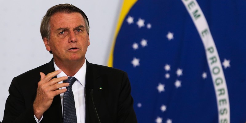 Presidente tem alta do Hospital Vila Nova Star em São Paulo