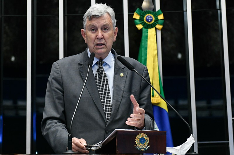 Luis Carlos Heinze tem covid-19 pela segunda vez