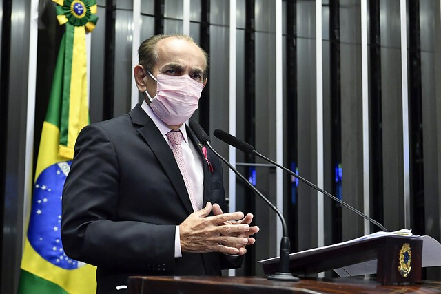PEC busca conter judicialização de demandas de medicamentos e terapias ao SUS