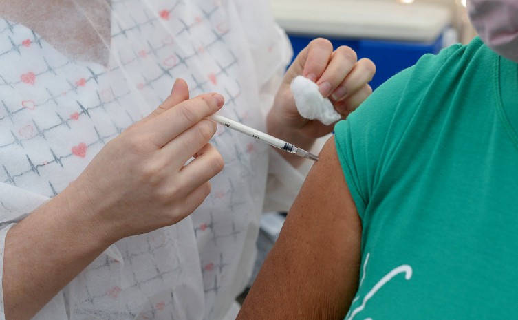 Mais de 250 mil tocantinenses não tomaram a segunda dose de vacina contra a covid-19