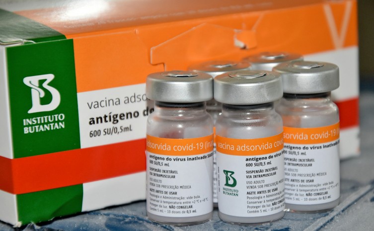 Tocantins recebe doses da CoronaVac para uso pediátrico e realiza capacitação aos municípios