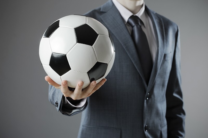 Projeto que regulamenta profissão de executivo de futebol segue para o Senado