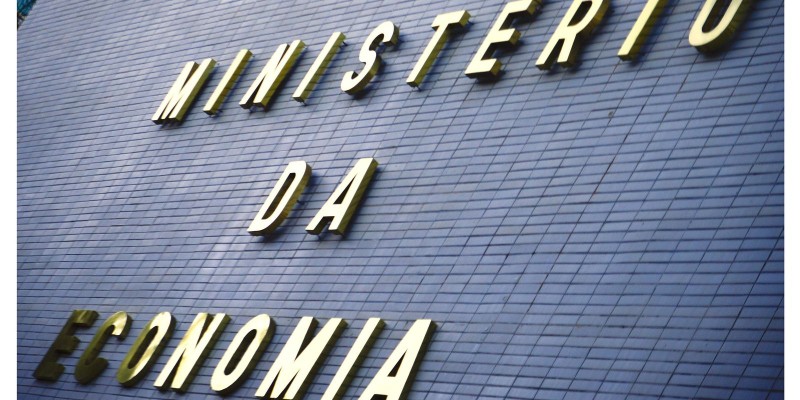 Governo Central tem menor déficit primário desde 2014