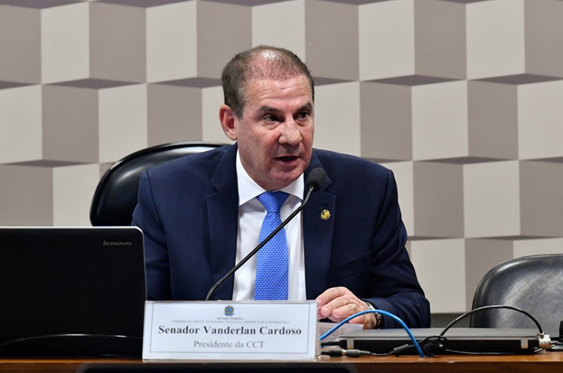 Vanderlan Cardoso contrai covid-19 e dengue