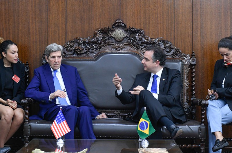 Após reunião com Kerry, Pacheco elogia alinhamento Brasil-EUA contra desmatamento