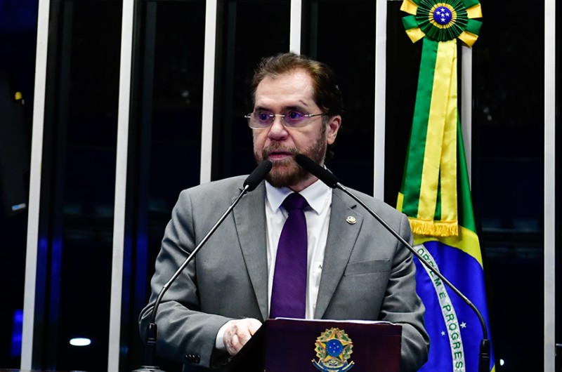 Plínio volta a pedir CPI para investigar ONGs que atuam na Amazônia