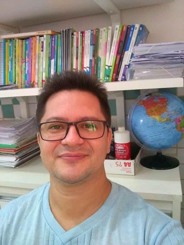 Pesquisador é destaque a nível nacional da CAPES com dissertação que estuda a história da radiodifusão no município