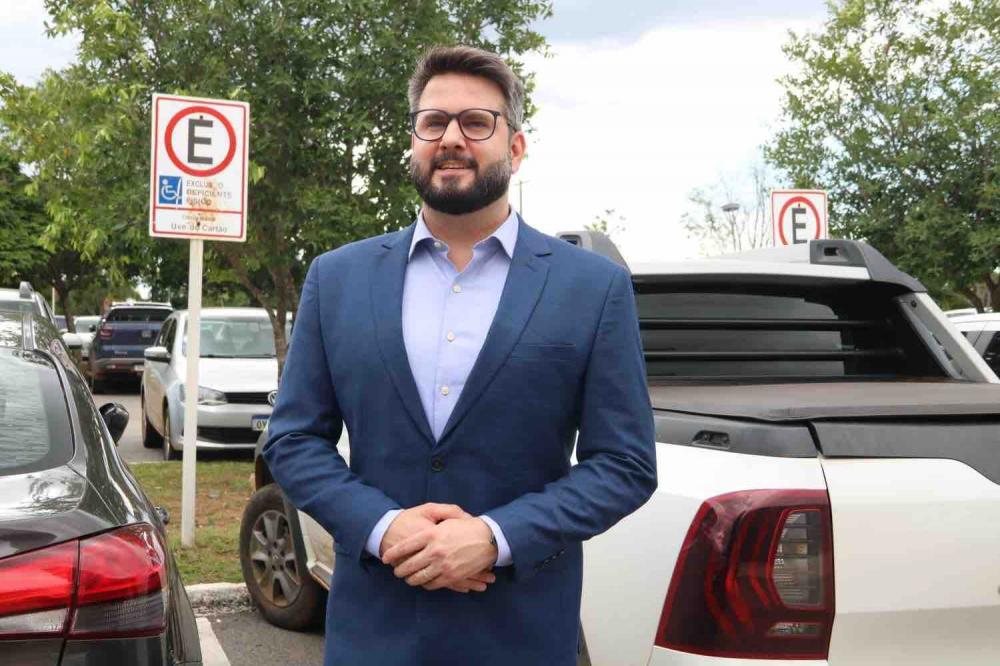 Deputado Mantoan solicita vaga noestacionamento da Aleto para pessoas neurodiversas