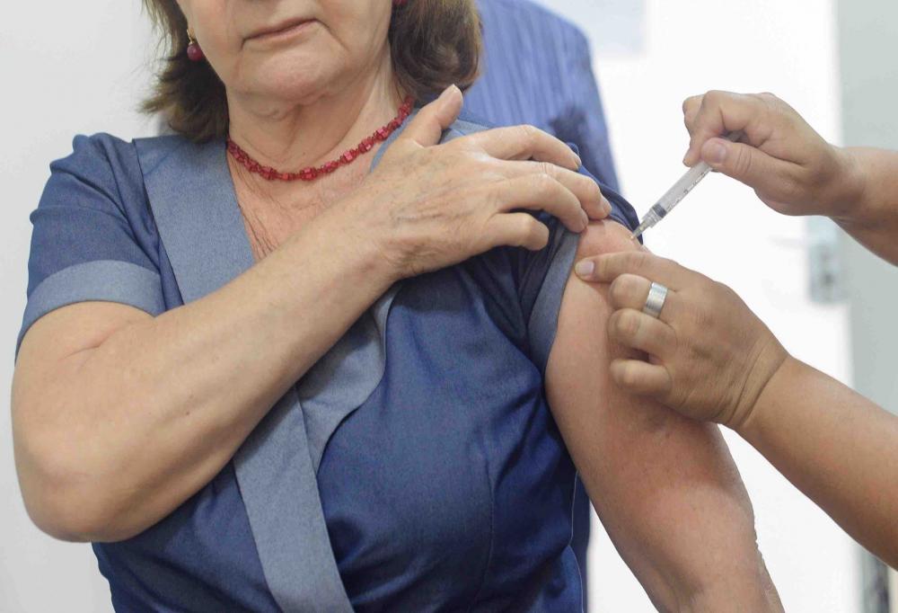 Confira cronograma de vacinação de covid-19 e influenza desta semana