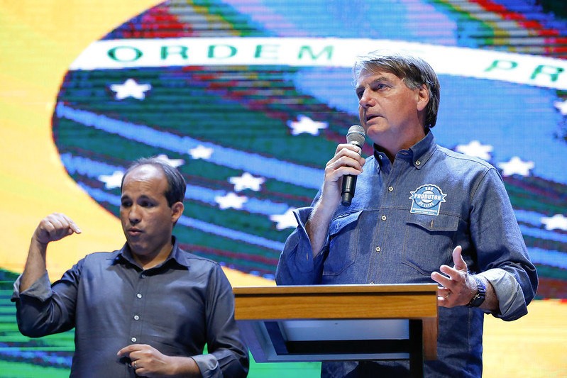 Bolsonaro critica decisão que liberou Wilson Lima de ir a CPI 