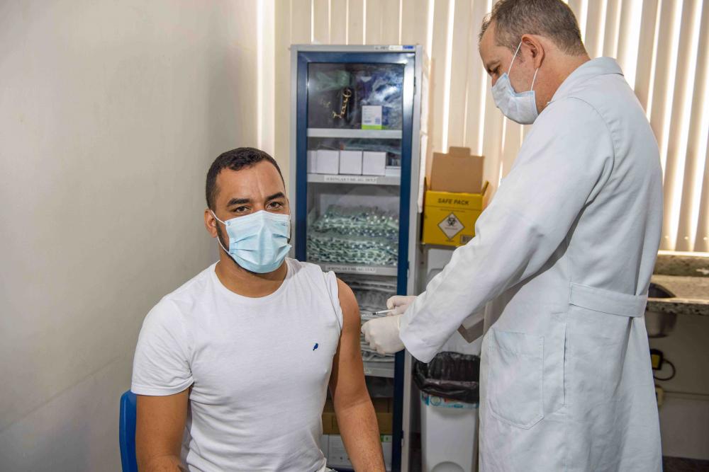 População garante aplicação da Pfizer Bivalente
