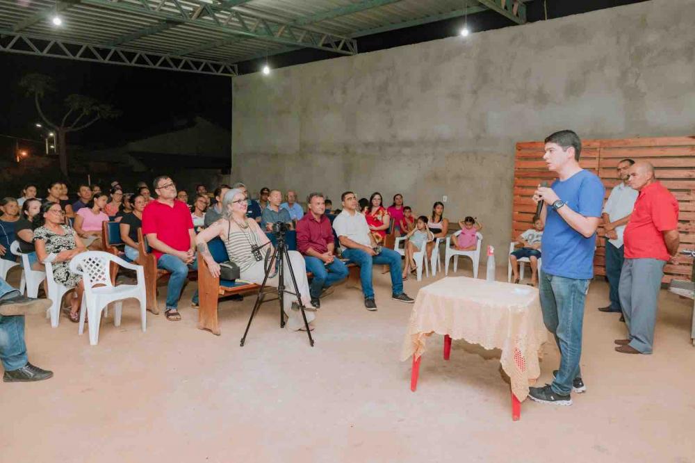 Prefeito Celso Morais se reúne com população do Bairro de Santana e ouve demandas da comunidade