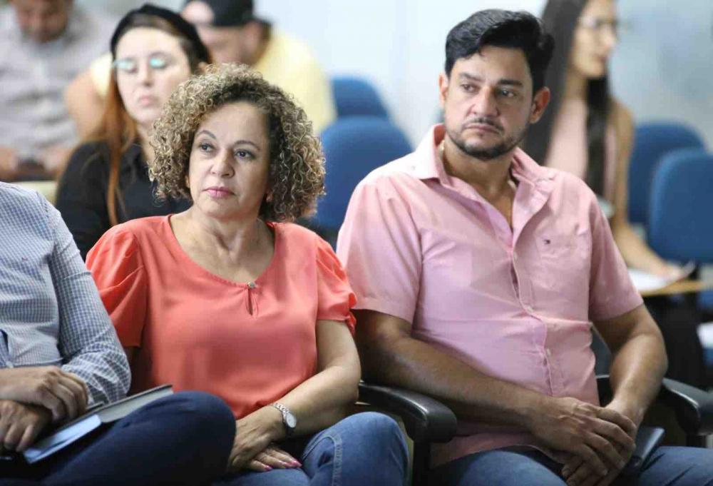 Prefeita Josi Nunes participa de reunião de acompanhamento do Censo 2022 em Gurupi e destaca parceria do município com o IBGE
