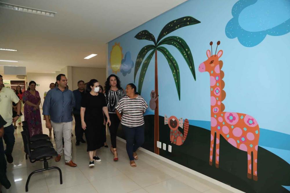 Prefeita Cinthia Ribeiro visita Centro de Especialidades Dr Ewaldo Borges Resende