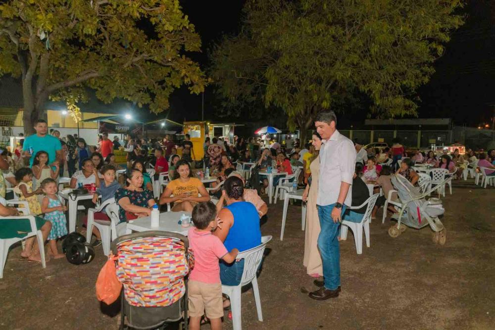 Centenas de mães participam de Festa das Mães promovida pela Prefeitura de Paraíso