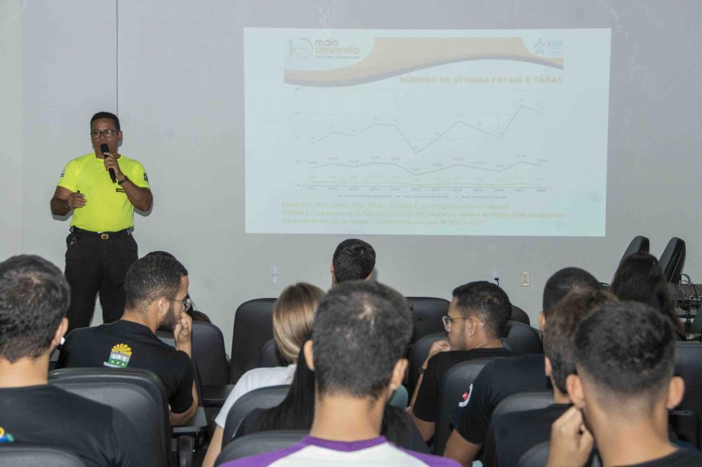 Programa Vida no Trânsito promove palestra sobre acidentes e traumas aos estudantes da UFT