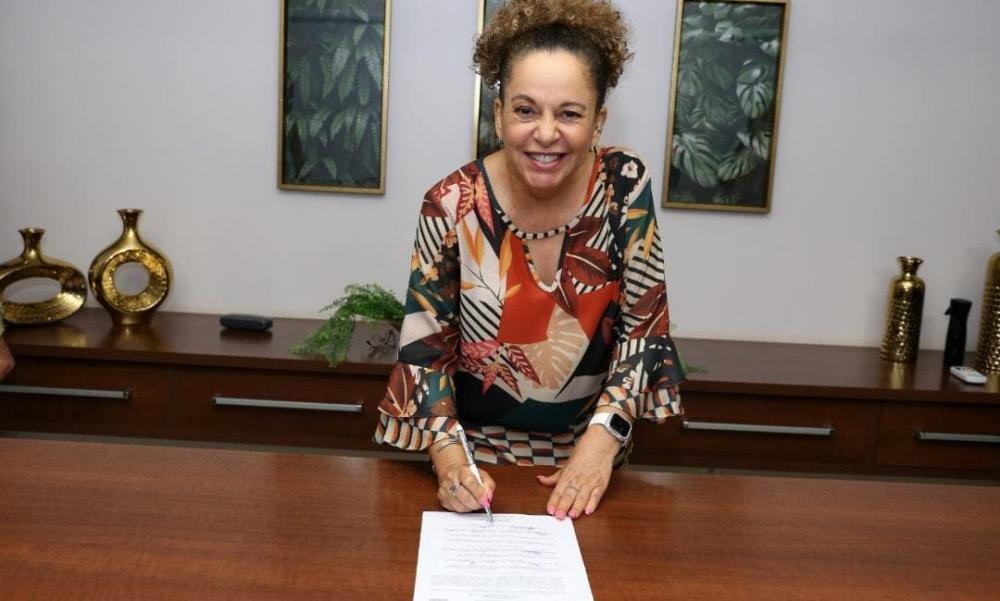 Prefeita Josi Nunes decreta ponto facultativo nos dias 08, 09 e 12 de junho