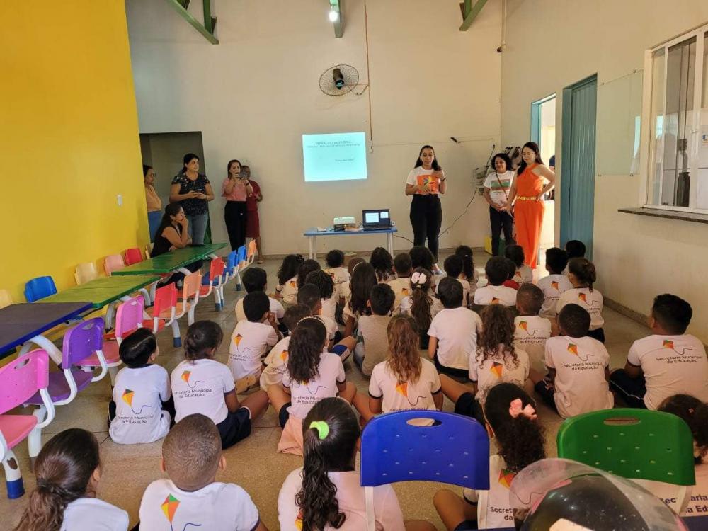 Ações no Cras abordam campanha ‘Infância Protegida Diga Não à Exploração Infantil’