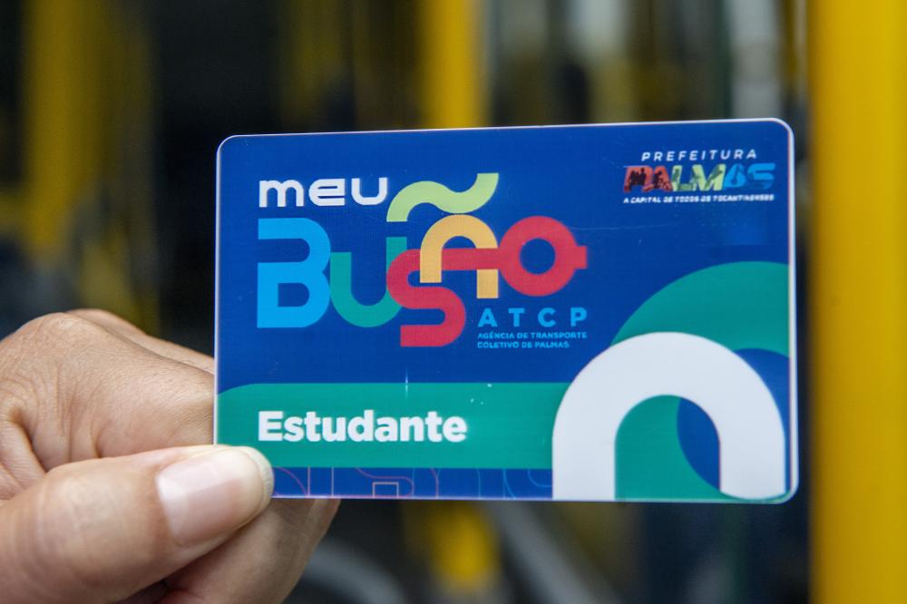 Estudantes já podem efetuar recadastramento da carteirinha estudantil