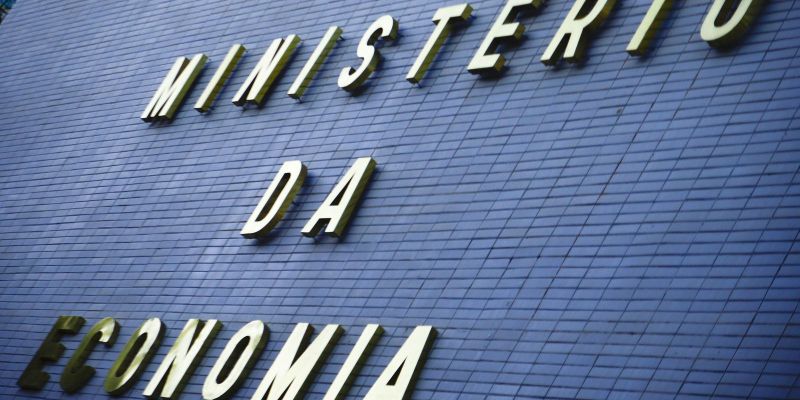 Governo poderá liberar até R$ 4,8 bilhões para ministérios