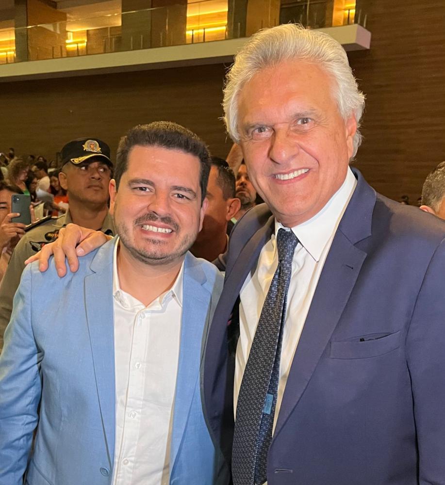 Secretaria de Educação de Goiás promove palestra com o Gestor Público Felipe Rivello para mais de mil gestores escolares