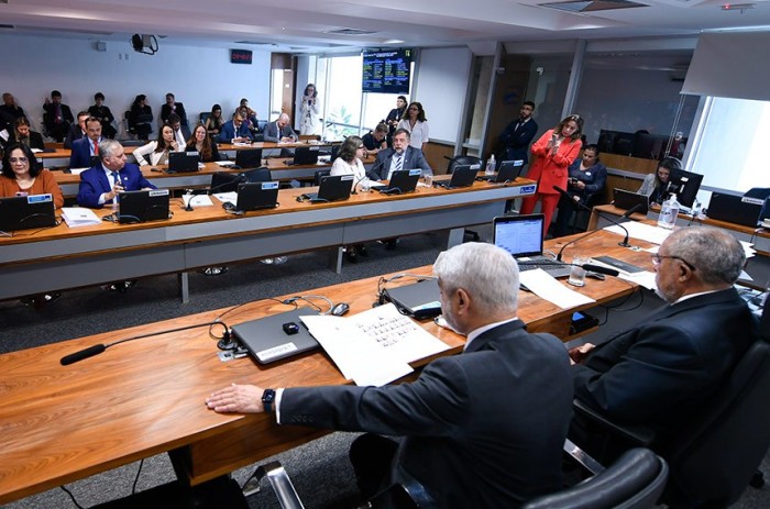 Revisão anual de remuneração de serviço prestado ao SUS vai a Plenário