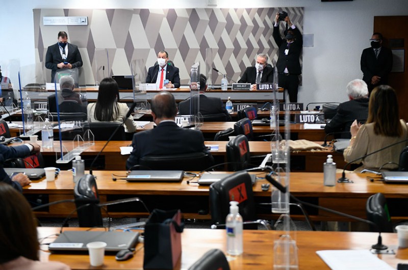 CPI deve analisar quase 60 requerimentos nesta quarta-feira