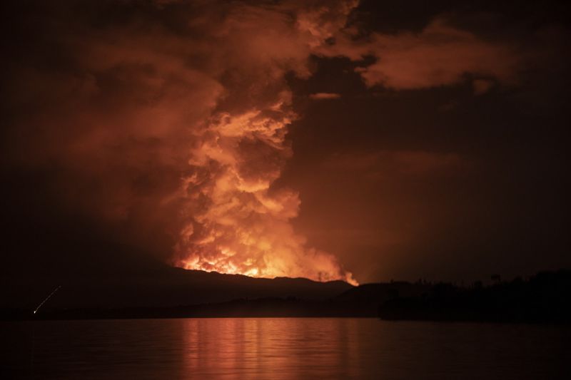Vulcão Nyiragongo entra em erupção no Congo e deixa 5 mortos