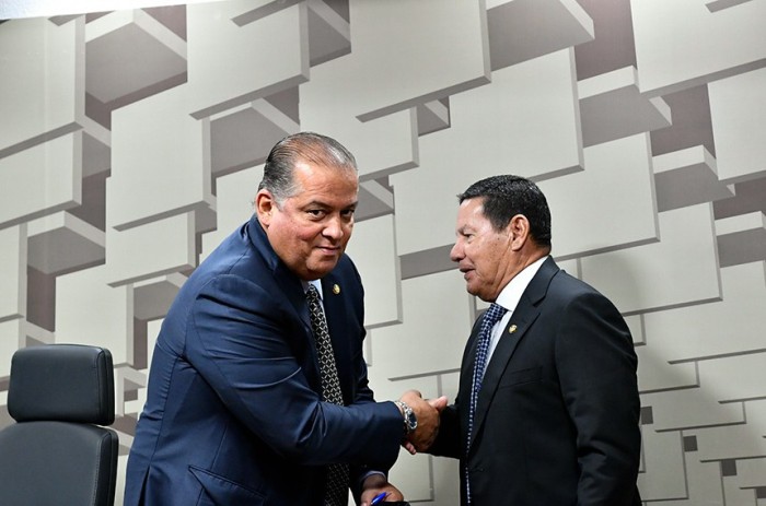 Plenário irá analisar permissão para rádios serem sociedades unipessoais