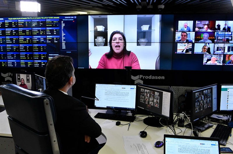 Pacheco e Simone Tebet discutem retomada da Comissão da Violência contra a Mulher