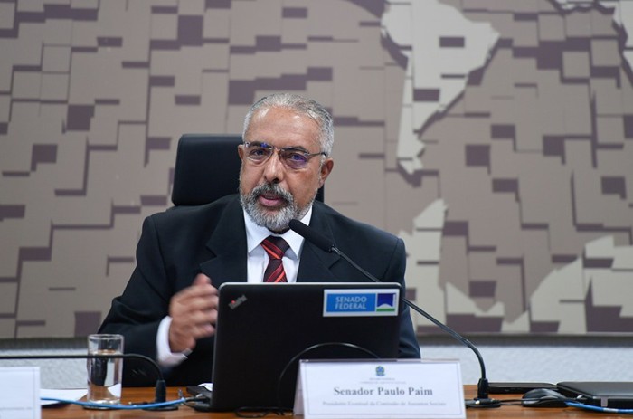 CAS analisa redução da jornada de trabalho sem perda salarial nesta terça
