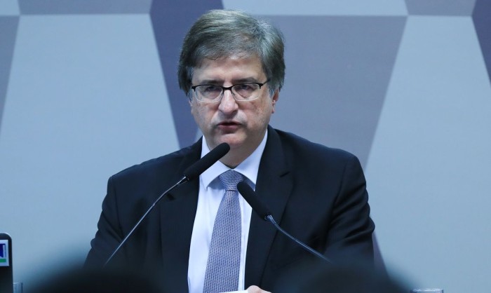 Indicado à PGR, Gonet defende limites à liberdade de expressão