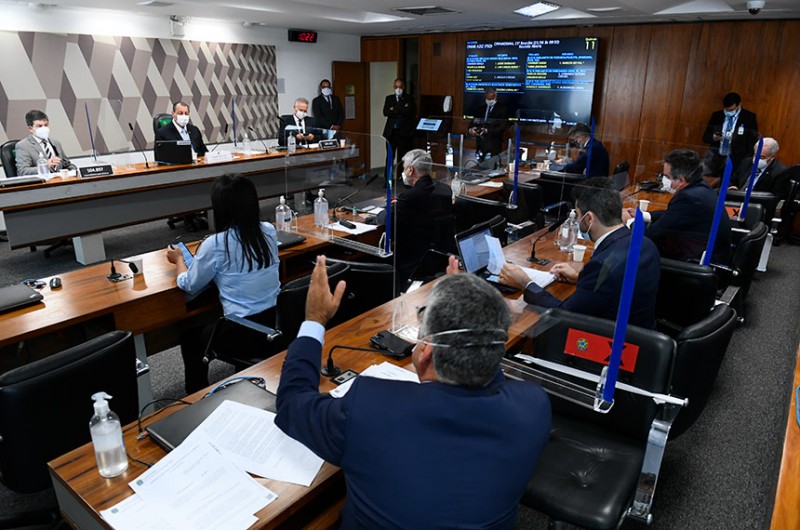 CPI aprova sessão reservada para ouvir novamente Wilson Witzel