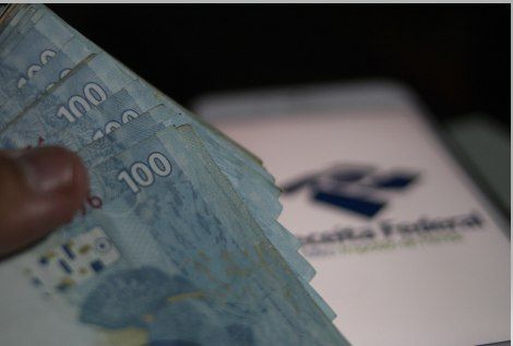 Contribuinte já pode conferir se está no 1º lote de restituição do IR