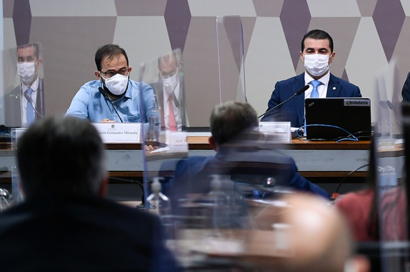 Deputado e servidor reafirmam denúncias contra governo na compra da Covaxin