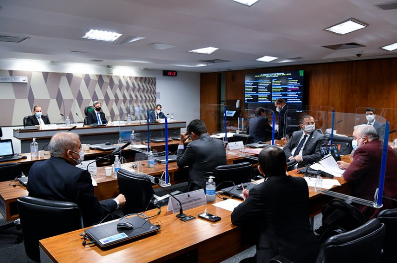 CI aprova novo diretor-geral da ANTT e dois diretores