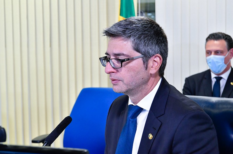Senado aprova retorno de propagandas partidárias em emissoras de rádio e TV