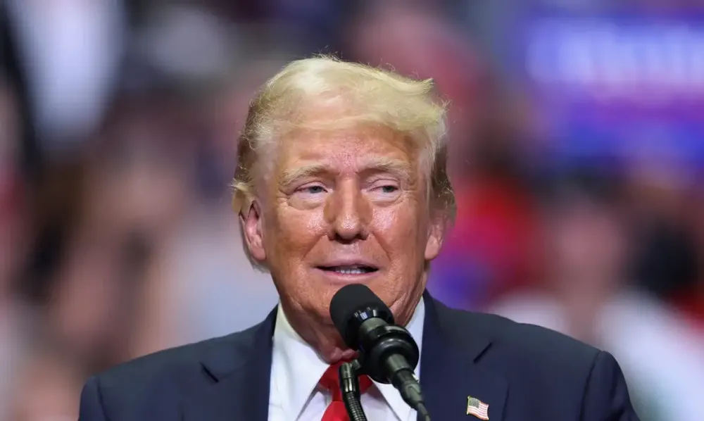 Ameaça de Trump contra Brics busca manter hegemonia do dólar