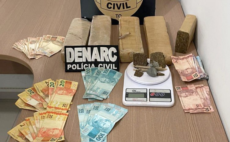 Polícia Civil apreende quase 5 kg de maconha e prende três pessoas suspeitas por tráfico de drogas em Araguaína