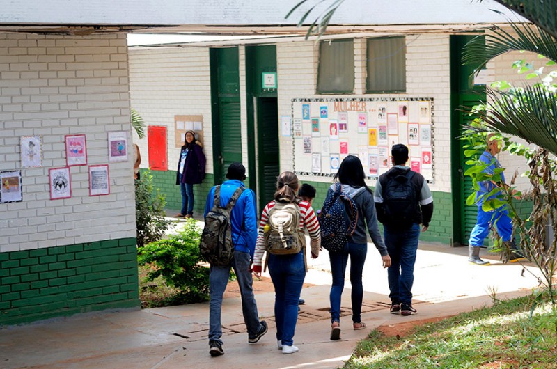 Vai a Plenário projeto que cria semana de direitos humanos nas escolas