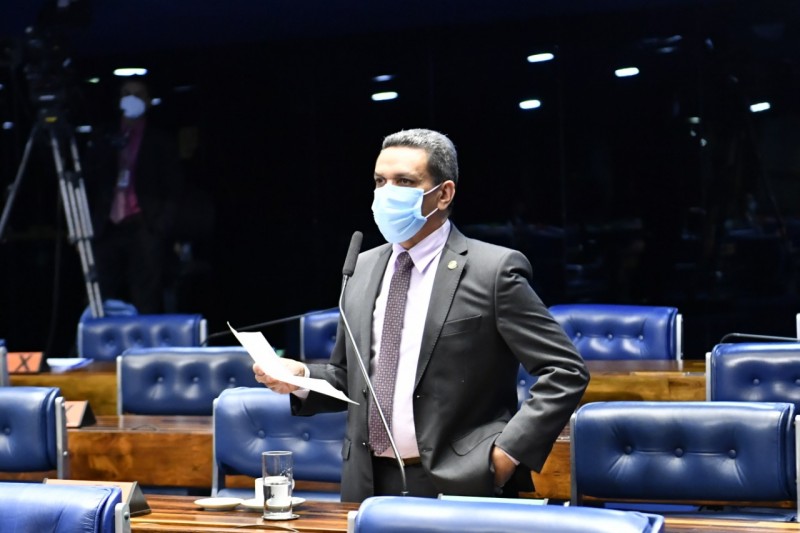 Mecias diz que fala do ministro Barroso foi tirada de contexto