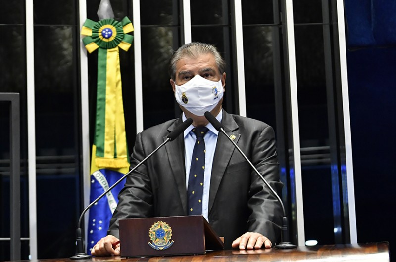 Projeto que facilita quebra de patente para produzir vacina vai a sanção