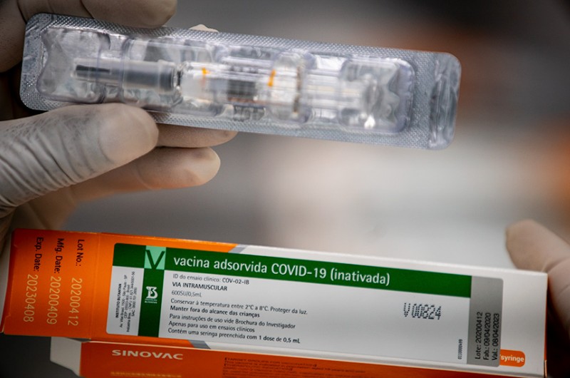 Comissão Temporária da Covid-19 debate eficácia de vacinas na segunda-feira