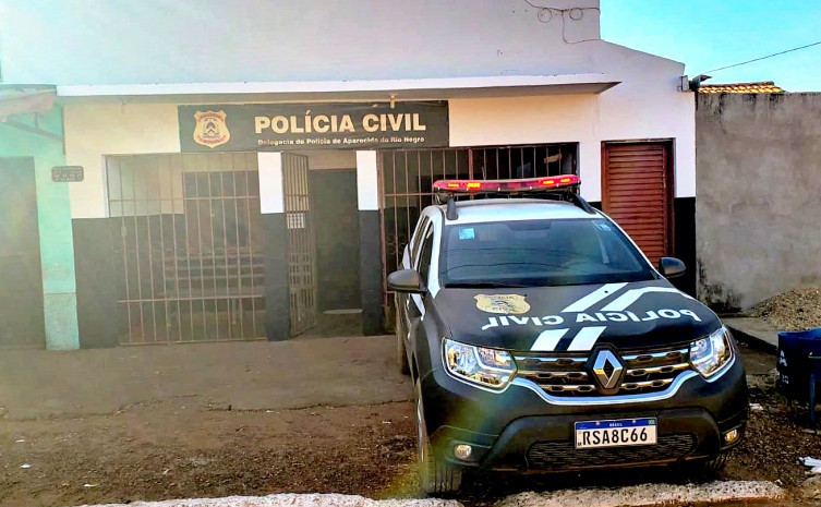 Polícia Civil prende homem suspeito de praticar crimes de violência doméstica em Aparecida do Rio Negro
