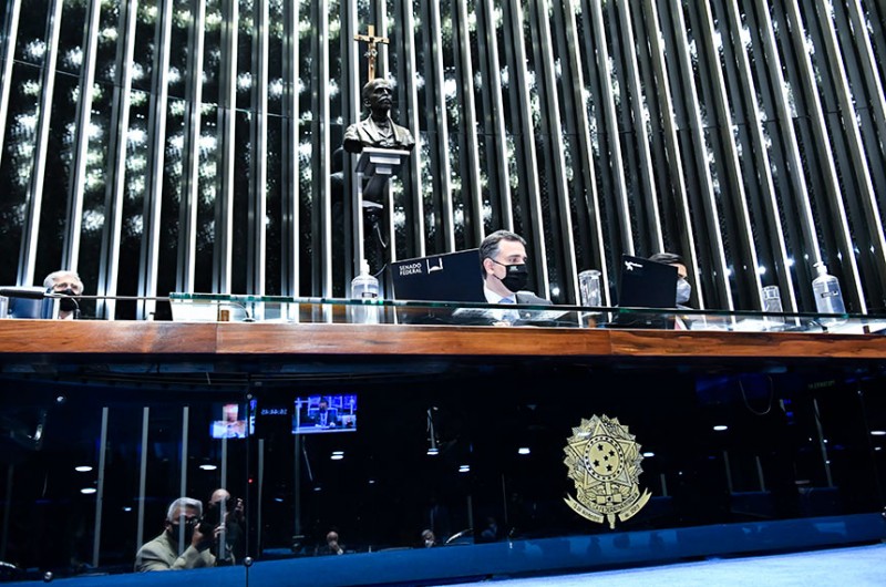 Adiada criação do Programa Gás para os Brasileiros