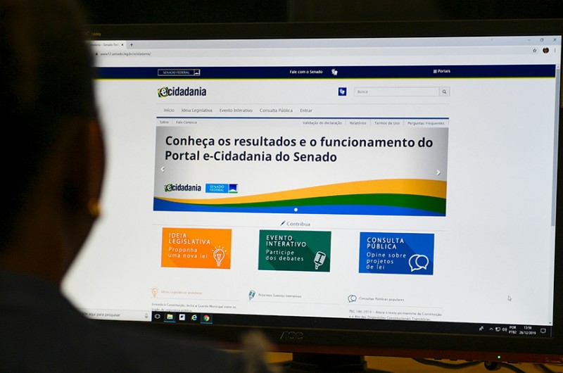 Portal e-Cidadania do Senado oferece oficinas a escolas e universidades